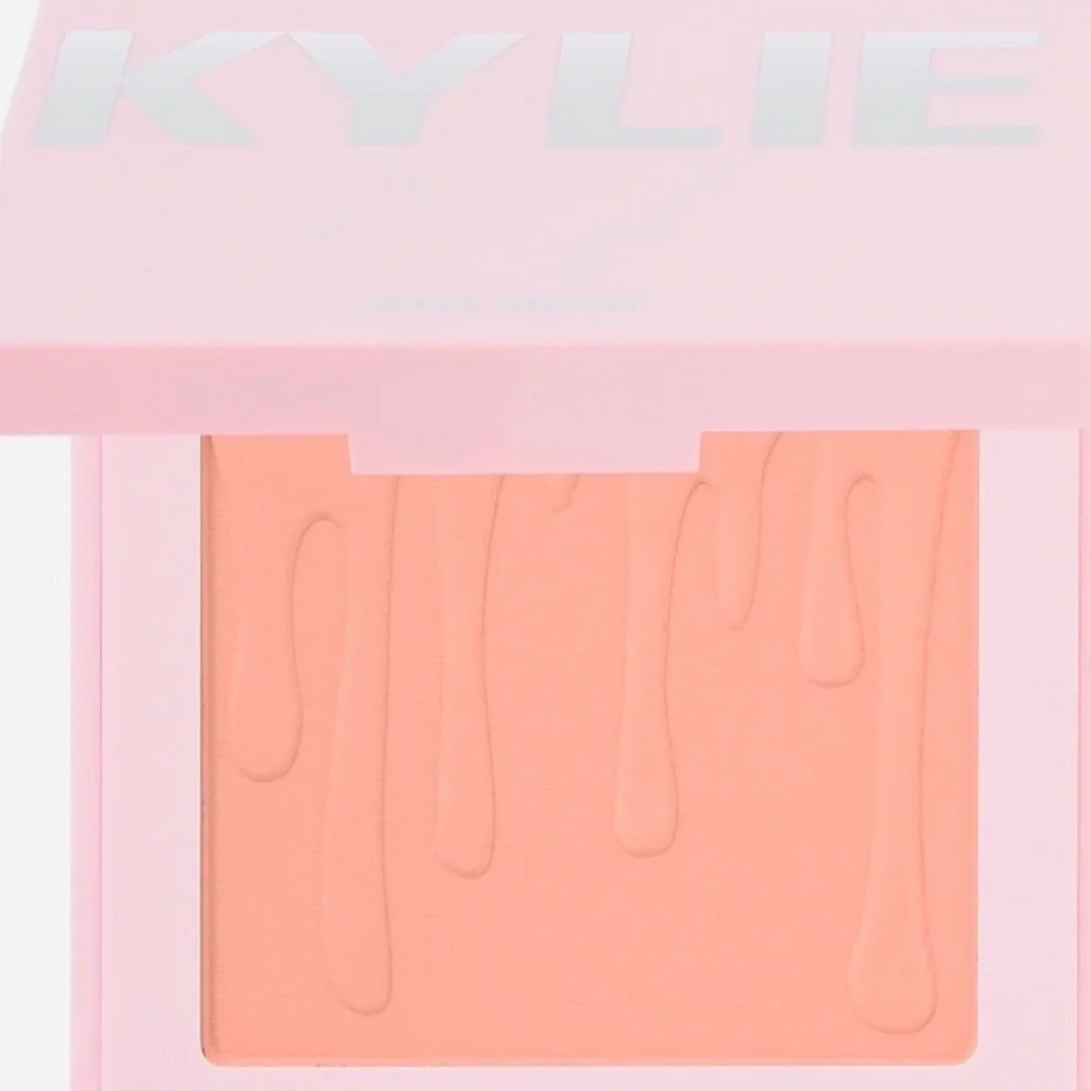 Kylie Jenner Powder Blush Kitten Baby